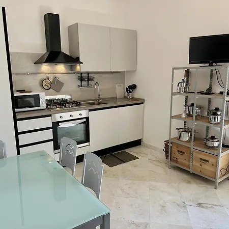 Appartamento Isa-apartments In With Private Equipped Outdoor Area And Maximum 5 Minutes From The *
