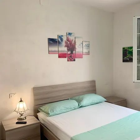 Appartamento Isa-apartments In With Private Equipped Outdoor Area And Maximum 5 Minutes From The Marina di Massa