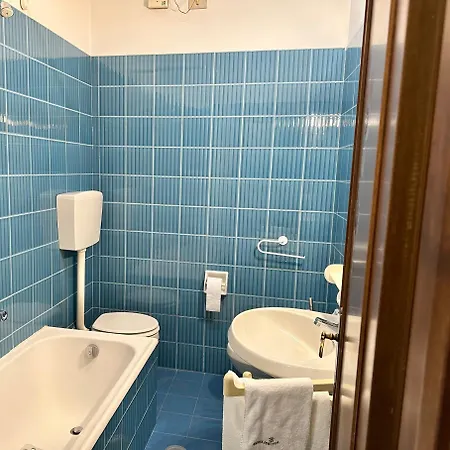 Isa-apartments In With Private Equipped Outdoor Area And Maximum 5 Minutes From The Appartamento Marina di Massa