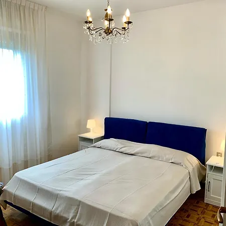 Isa-apartments In With Private Equipped Outdoor Area And Maximum 5 Minutes From The Appartamento Marina di Massa