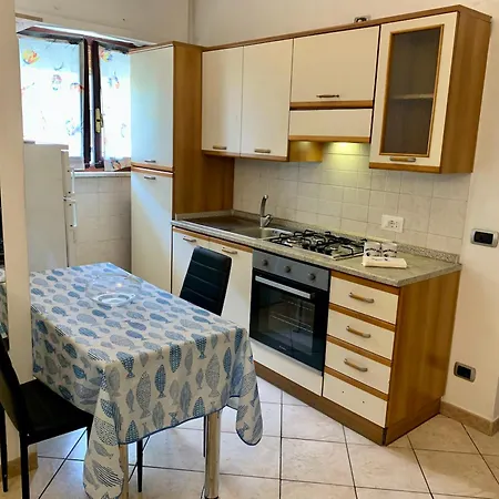 Isa-apartments In With Private Equipped Outdoor Area And Maximum 5 Minutes From The Appartamento