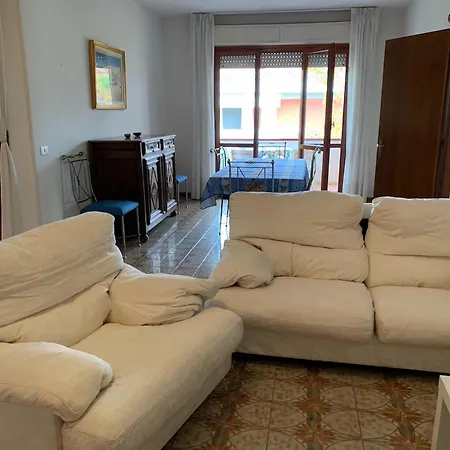 Appartamento Isa-apartments In With Private Equipped Outdoor Area And Maximum 5 Minutes From The